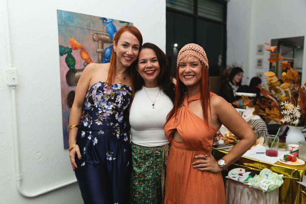 Instagram post from talismanesdeamorpr. This post is in position 9.