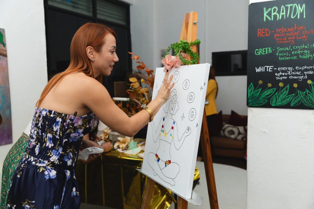 Instagram post from talismanesdeamorpr. This post is in position 8.